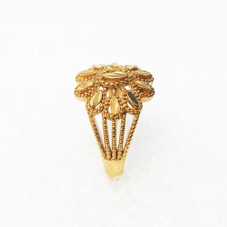 Statement Ring (flower) gallery view 2